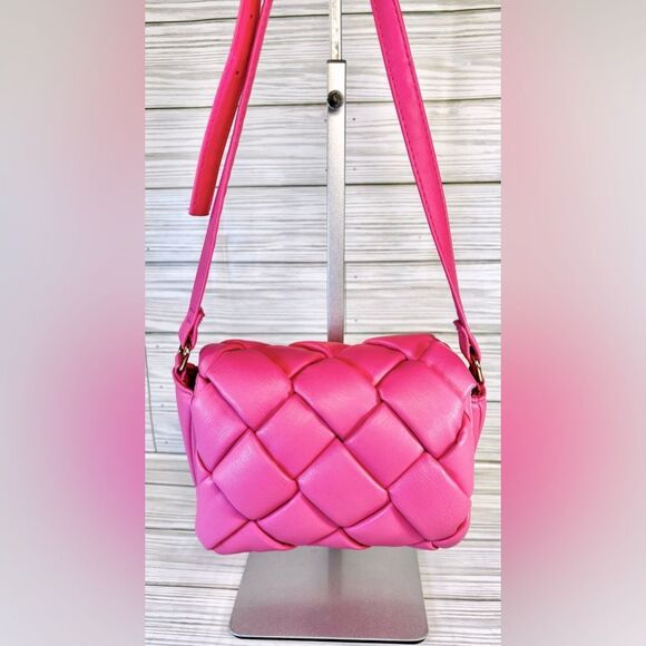 029- Primark Pink Quilted Crossbody Bag - Picture 1 of 12